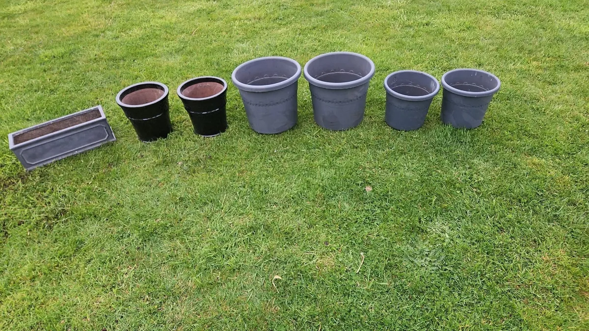 Selection of Pots - Image 1