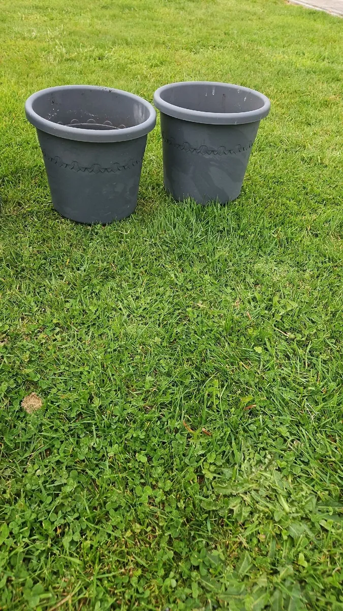 Selection of Pots - Image 3