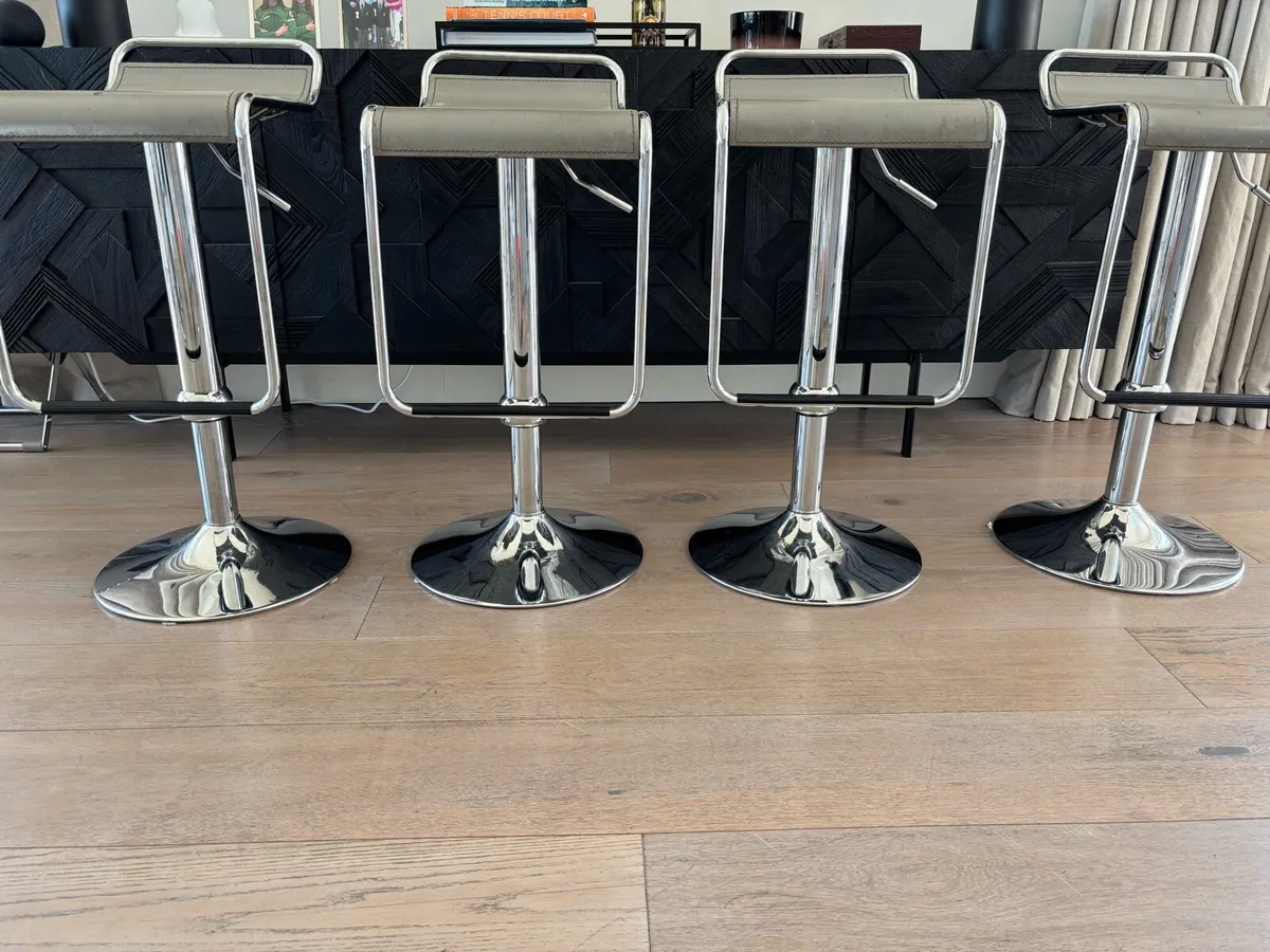 Calligaris designer bar stools x 4 - Image 4