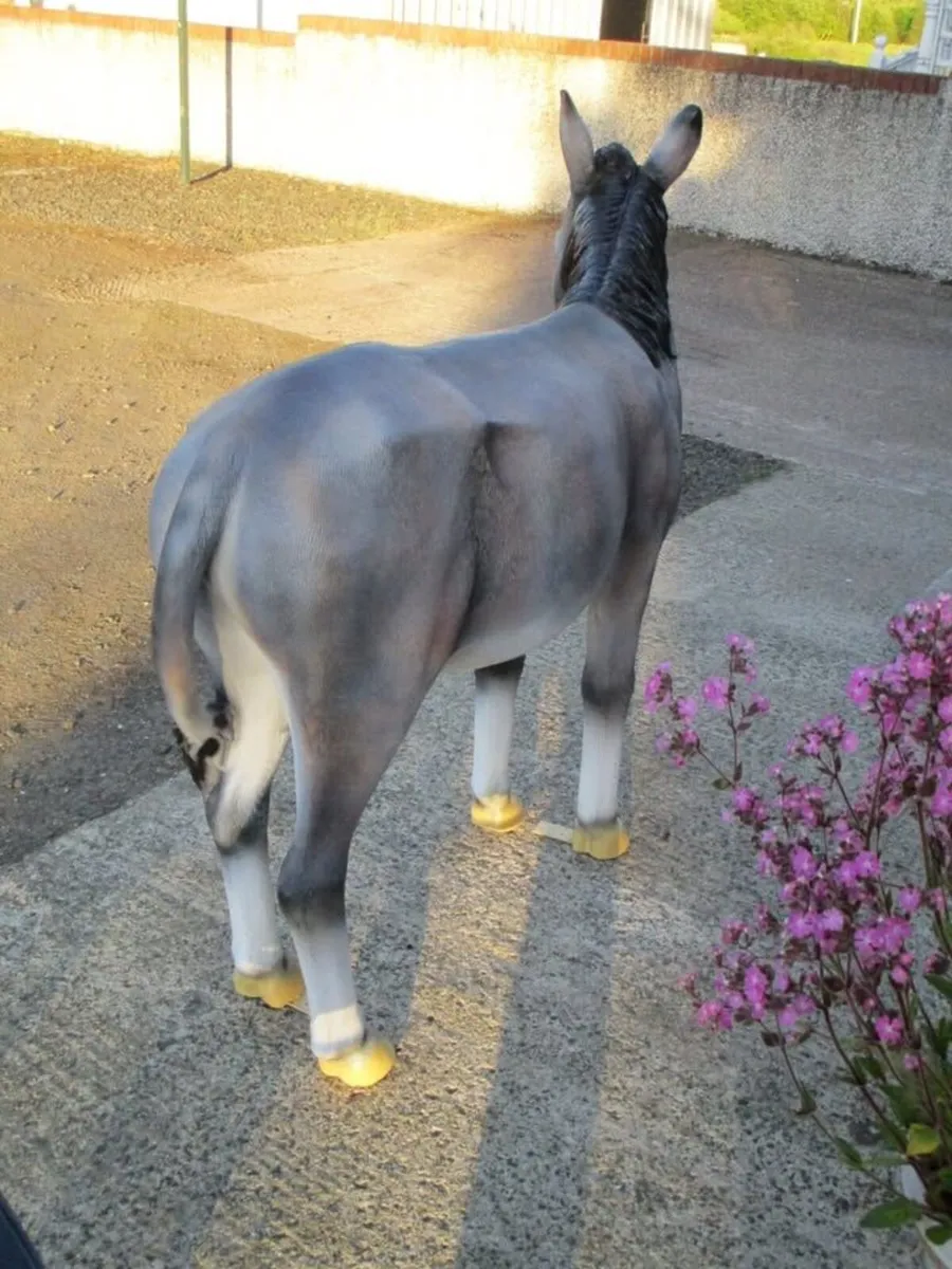 Life-Size Grey Donkey Statue - Image 4