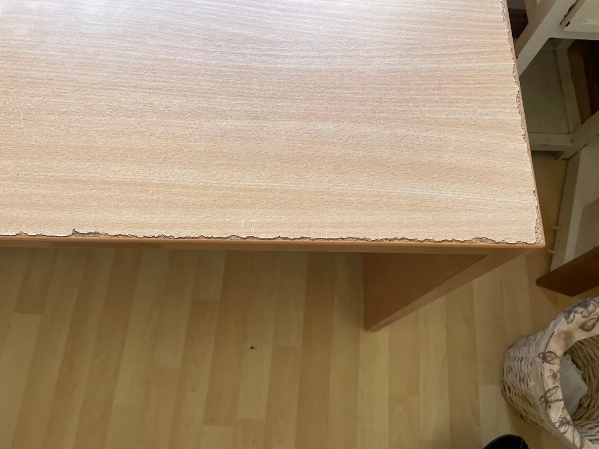 Desk - Image 4
