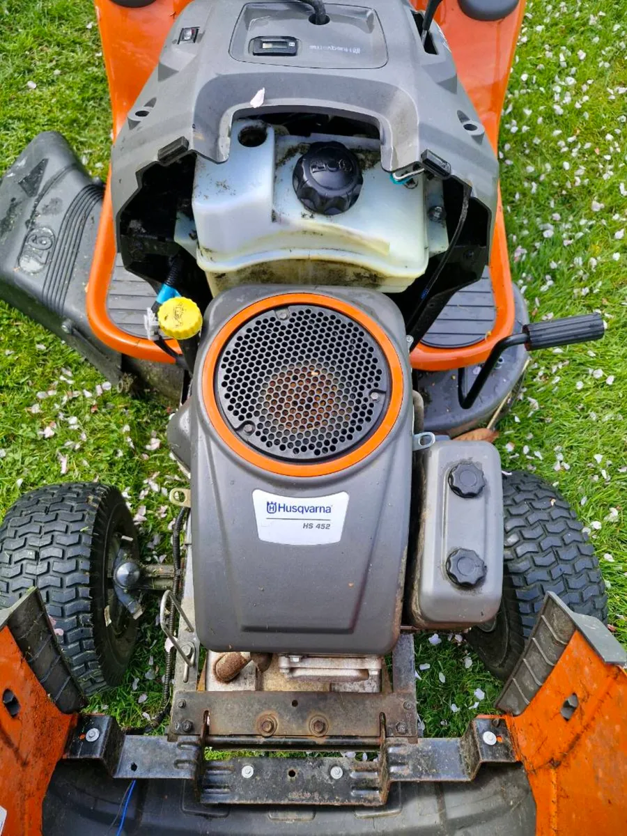 Husqvarna 2021 Ride on mower DELIVERY AVAILABLE - Image 3