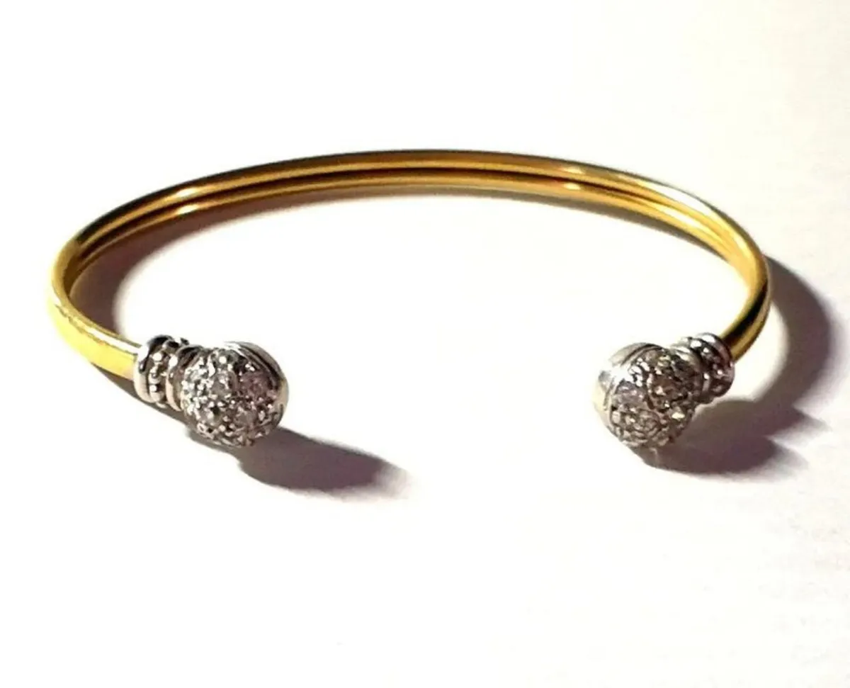 Vintage 9ct Gold ChildsTorc Bracelet - Image 1