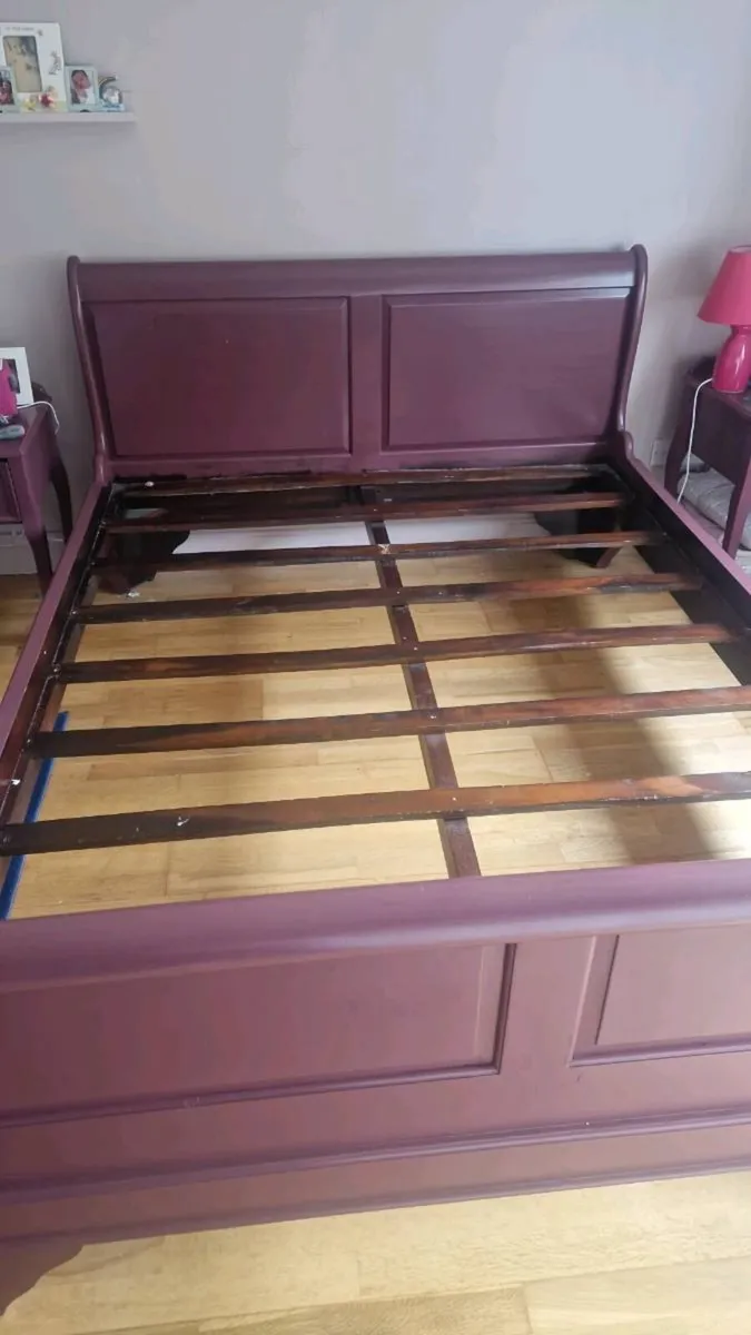 King size sleigh bed