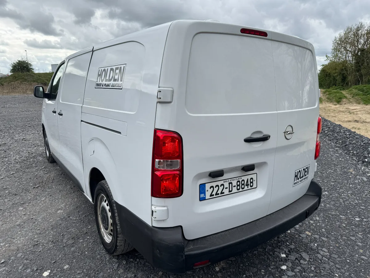 BID ONLINE NOW - UNRESERVED 2022 OPEL COMBO VAN - Image 3