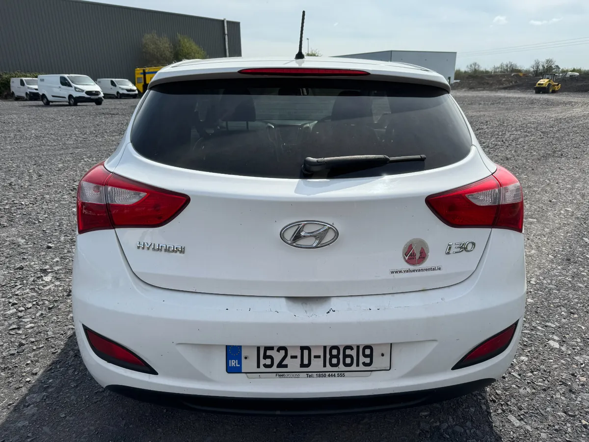 BID ONLINE NOW - 2015 HYUNDAI I30 VAN FOR AUCTION - Image 4