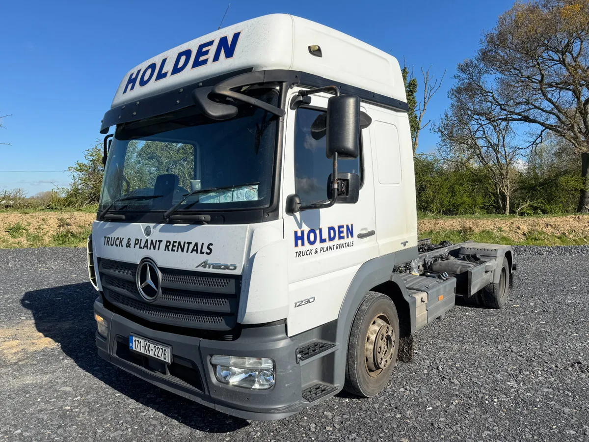 UNRESERVED 2017 MERCEDES ATEGO 1230 FOR AUCTION - Image 1