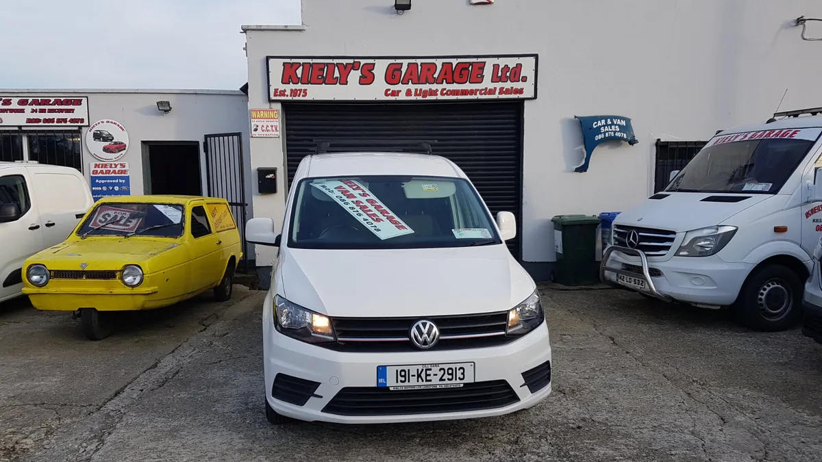 Volkswagen Caddy MAXI TRENDLINE 102BHP VAT INVOICE - Image 2