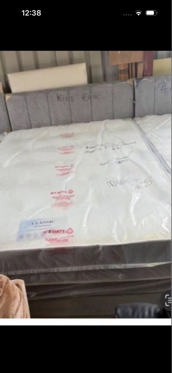 New divan beds with mattress and headboard - Image 3