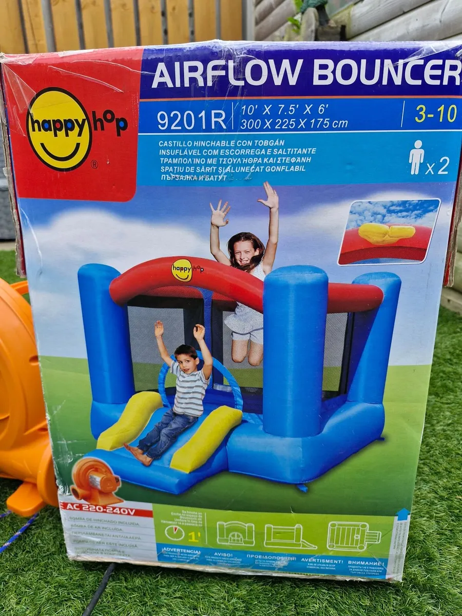 Bouncy Castle - Image 3