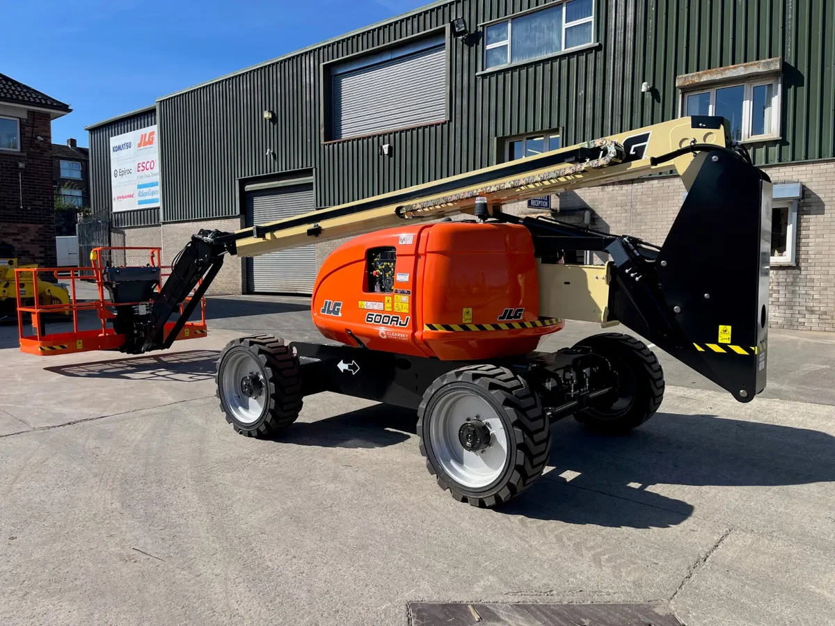 New JLG 600AJ Articulating Boom Lifts - Image 2