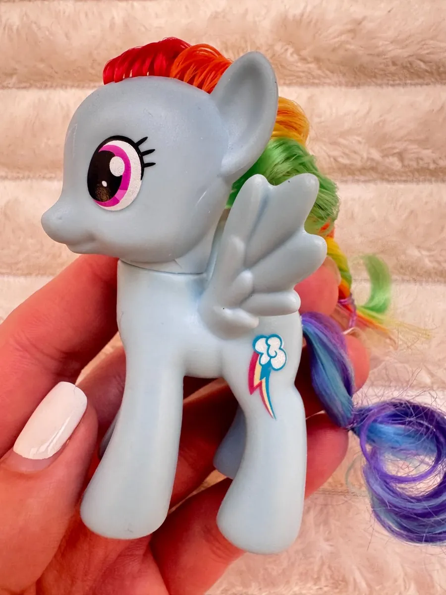 Reboot Series Rainbow Dash Royal Spin-Along Chario - Image 1