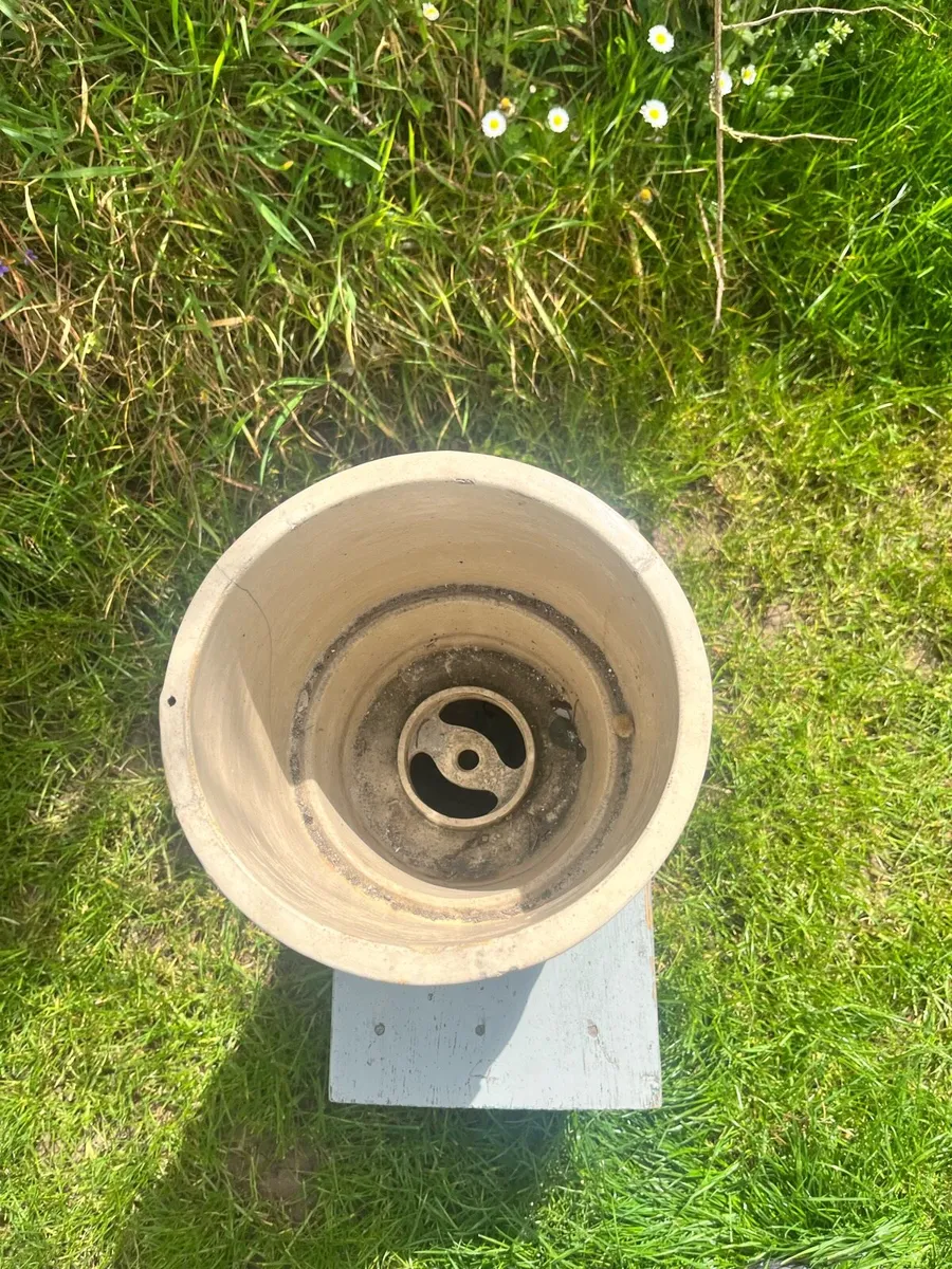 Antique London Stoneware Water Filter - Image 4