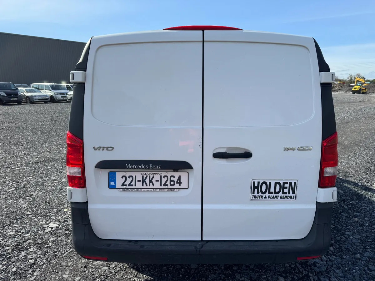 BID ONLINE NOW- UNRESERVED 2022 MERCEDES BENZ VITO - Image 4