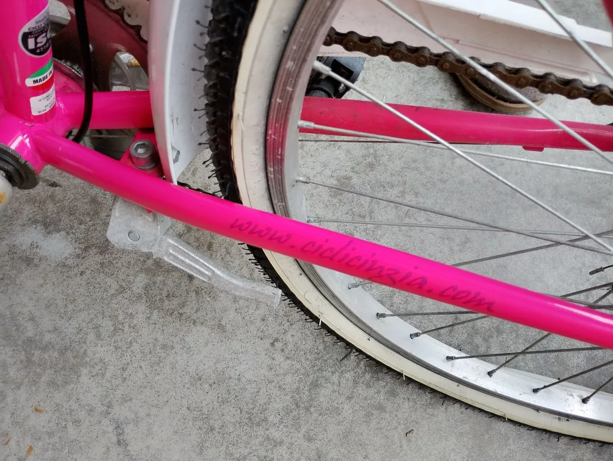 Girl's Bicycle - Image 3