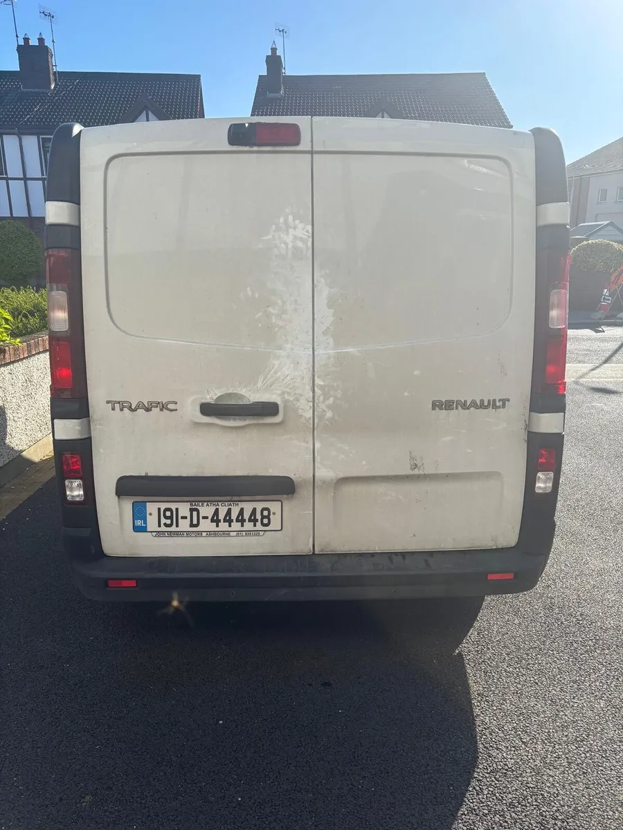 2019 Renault Trafic 175,000KM - Image 4