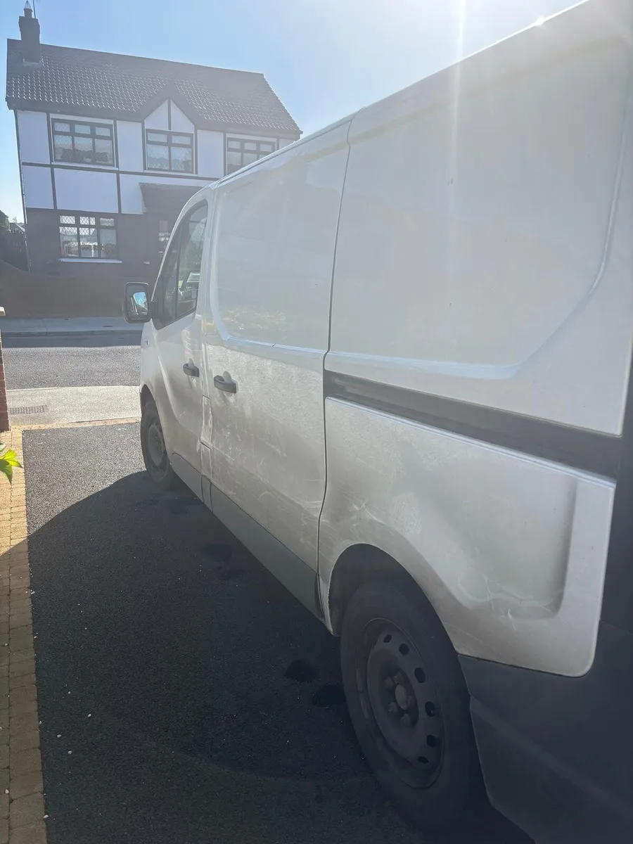 2019 Renault Trafic 175,000KM - Image 3
