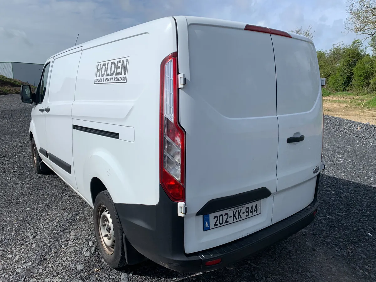 BID ONLINE NOW - UNRESERVED FORD TRANSIT CUSTOM - Image 3