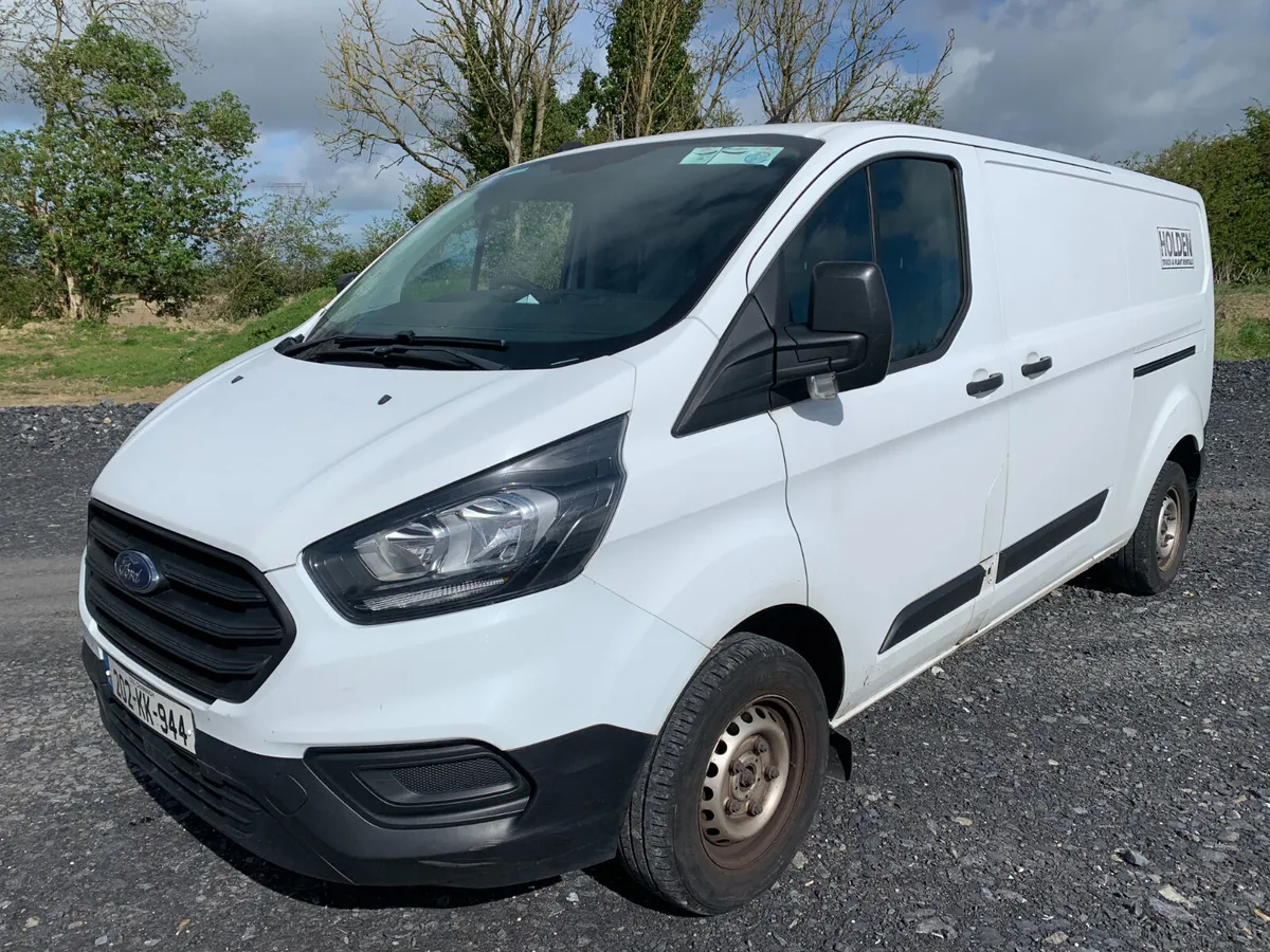 BID ONLINE NOW - UNRESERVED FORD TRANSIT CUSTOM - Image 1