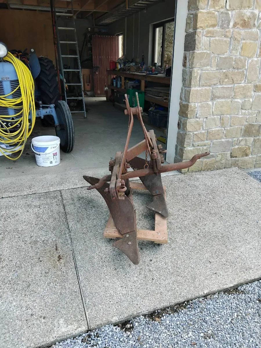 Ferguson Plough - Image 3