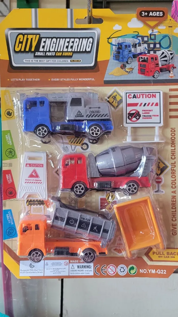 Toys beach shop contents sandbuckets, spades etc - Image 2