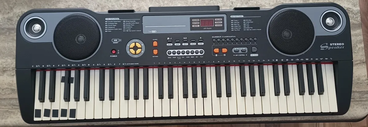 Keyboard for Parts/Repair - Image 1