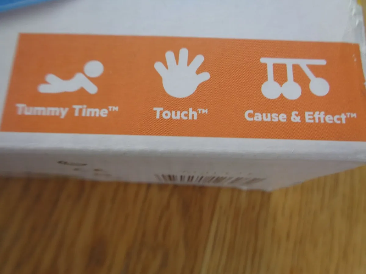 Baby Einsteion Opus of Discovery for Sale - Image 3