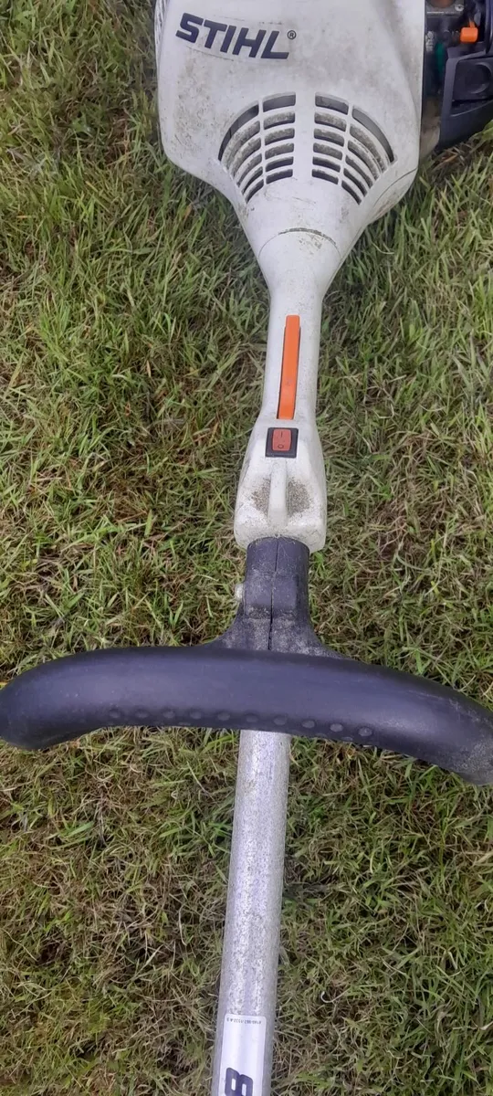 Lawnmower and Strimmer - Image 4