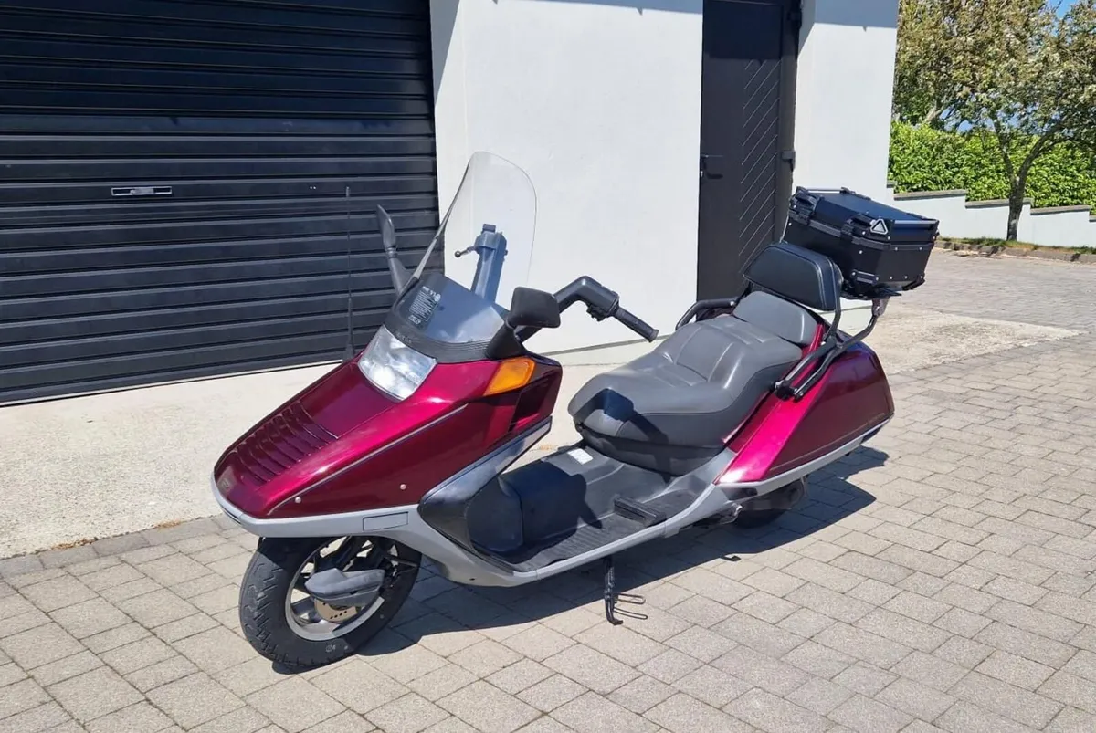 Honda Helix CN250 - Image 3