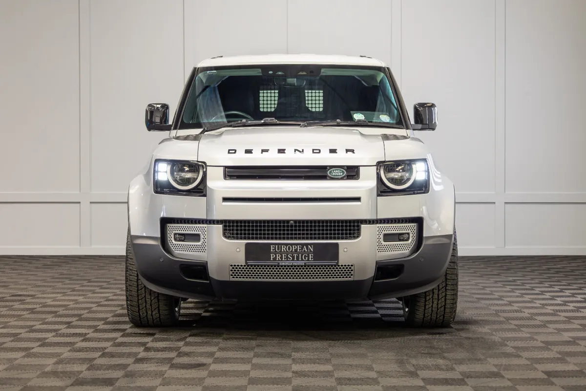 242 Land Rover Defender D250 S 3 Seat Commercial - Image 2