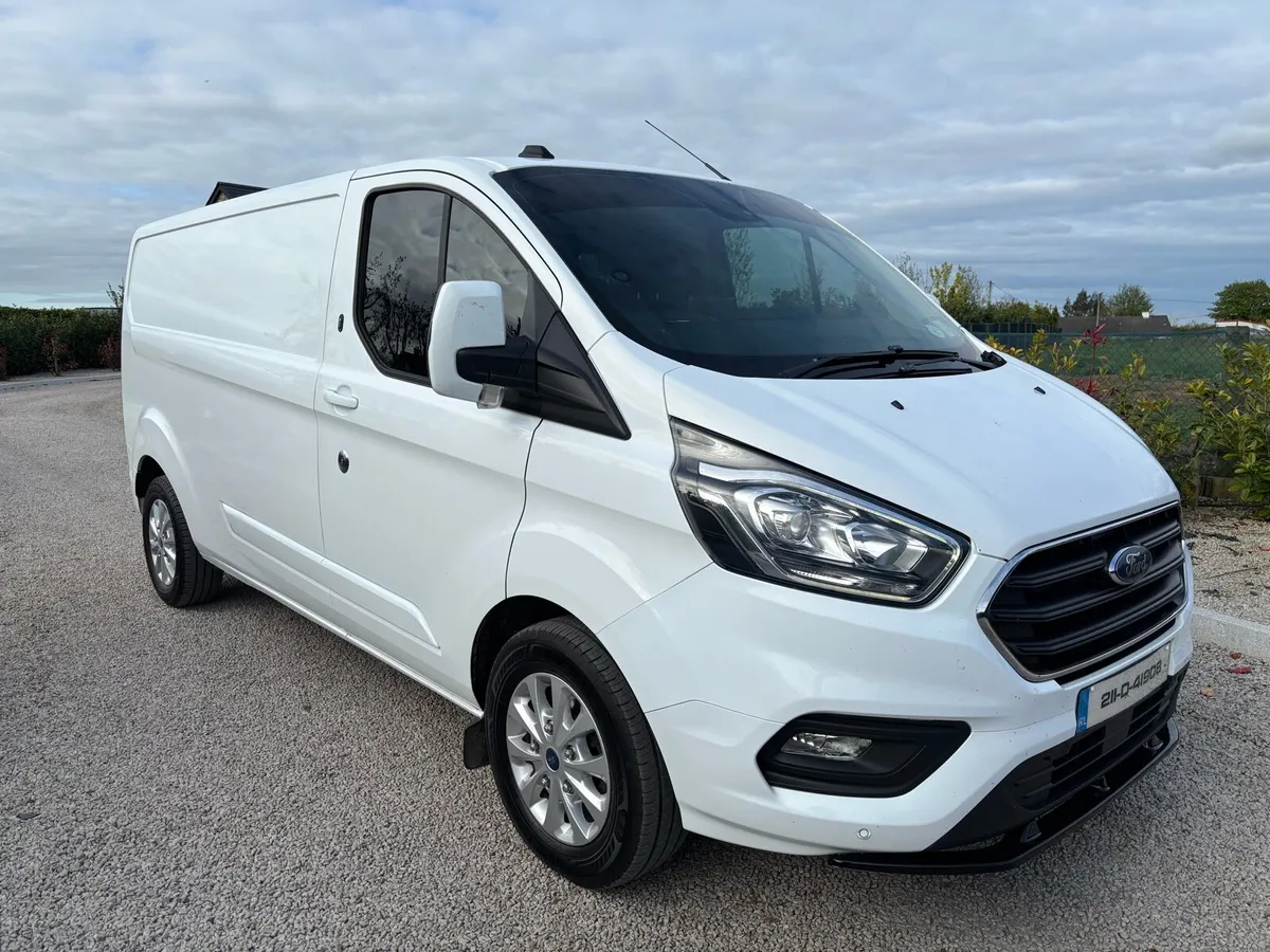 TRANSIT CUSTOM LWB 2.0 130 LIMITED / BELTS DONE - Image 1