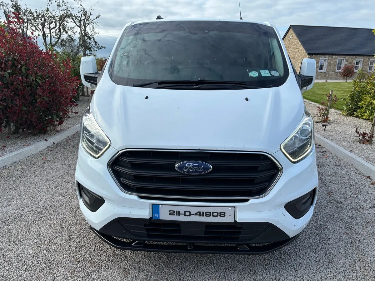 TRANSIT CUSTOM LWB 2.0 130 LIMITED / BELTS DONE - Image 2