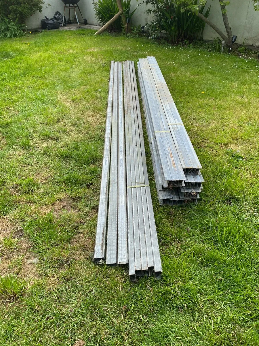 Metal stud and track - Image 2