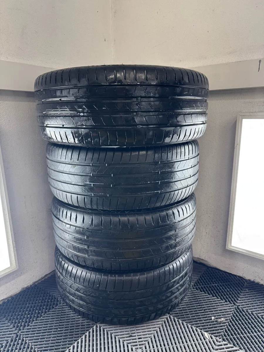 GENUINE 17” Volkswagen R-Line Alloys & Tires - Image 4