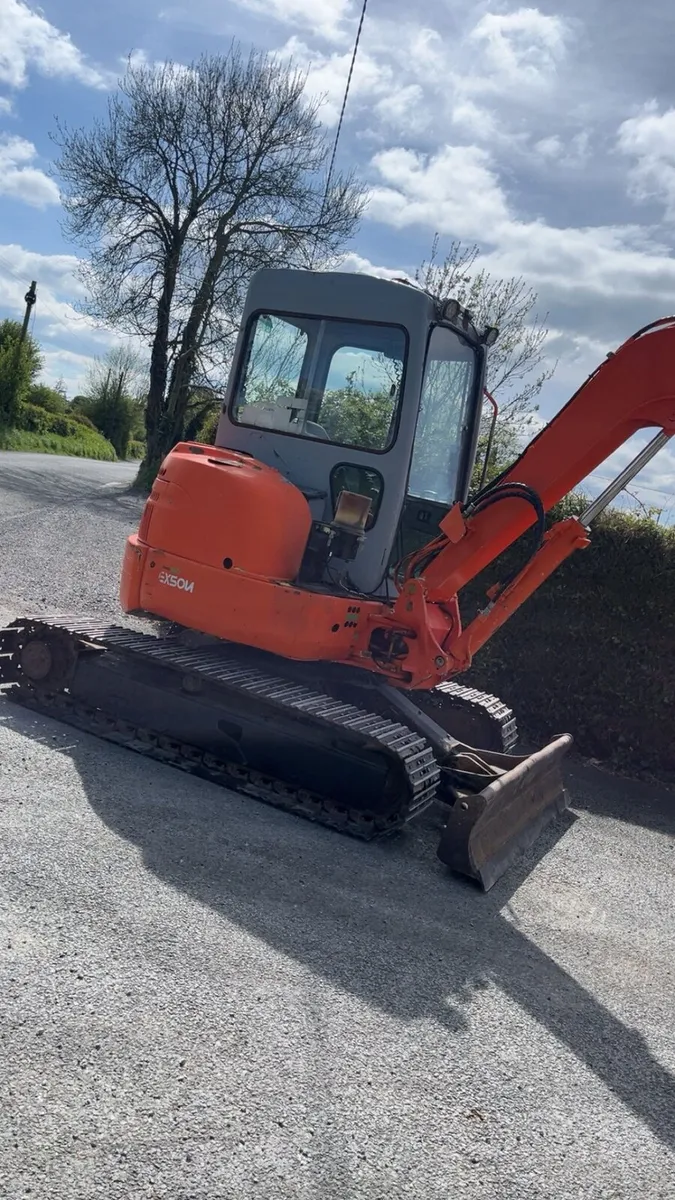 Hitachi ex50u 5 ton mini digger - Image 2