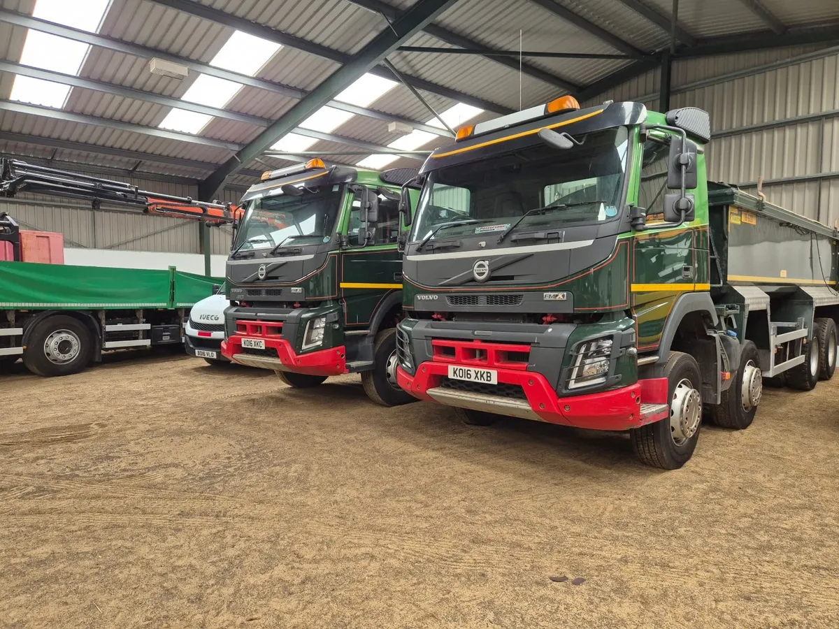 2016(late) Volvo FMX410 8x4 Charlton Tipper - Image 2