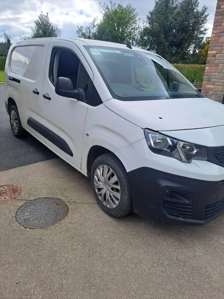 Peugeot Partner crew van *no vat* - Image 2