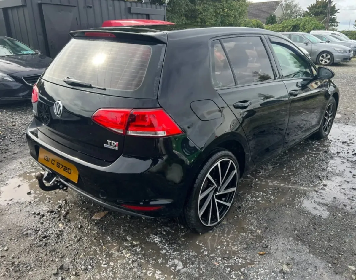 2013 Vw Golf 1.6 Tdi Driving - Image 1
