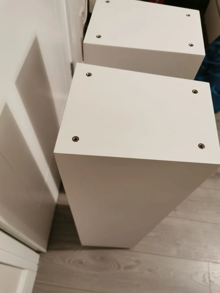 JAMO STUDIO 8 SPEAKERS- Brandnew !!- Elegant white - Image 3