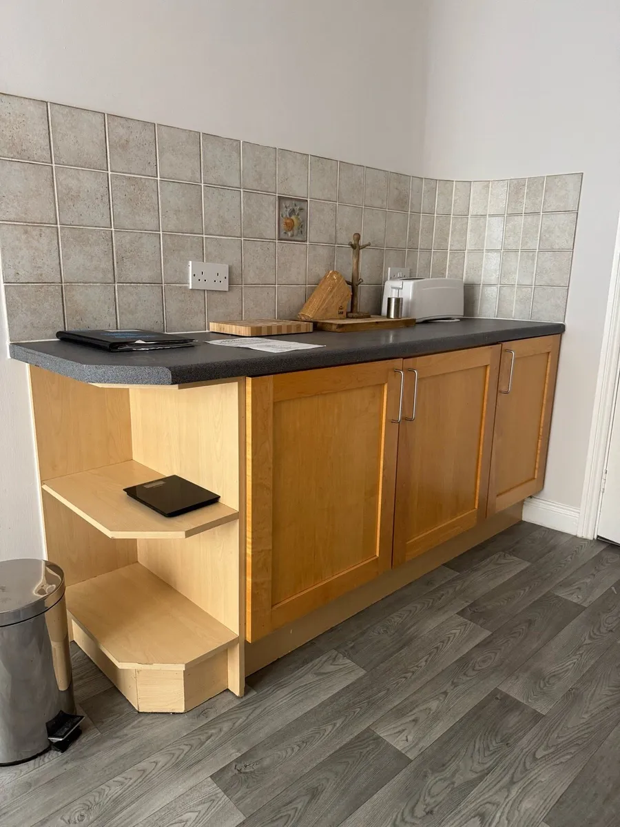 Kitchen & Appliances - Image 2