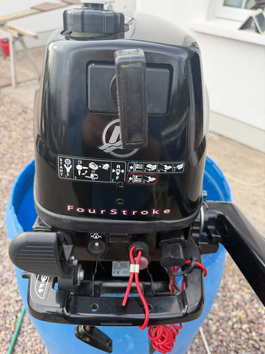 Mercury 6HP Four Stroke - Clean (with tank). - Image 3