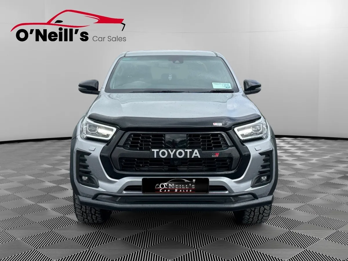 Toyota Hilux 2024 *NO VAT* 2.8 *GR SPORT* AUTO#303 - Image 4