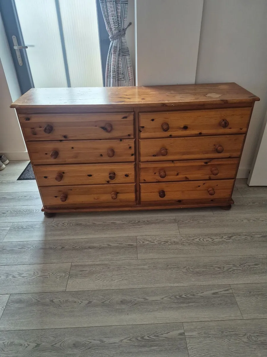 Chest of drawers - Image 1