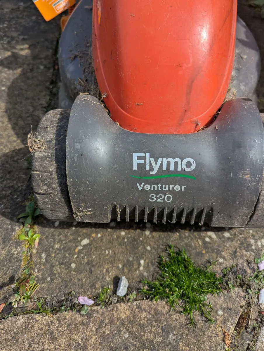 Flymo lawn mower - Image 1
