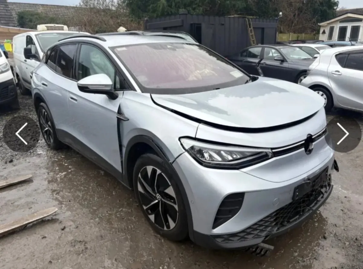 2024 Vw ID 4 Pro Model only 48 kms - Image 4