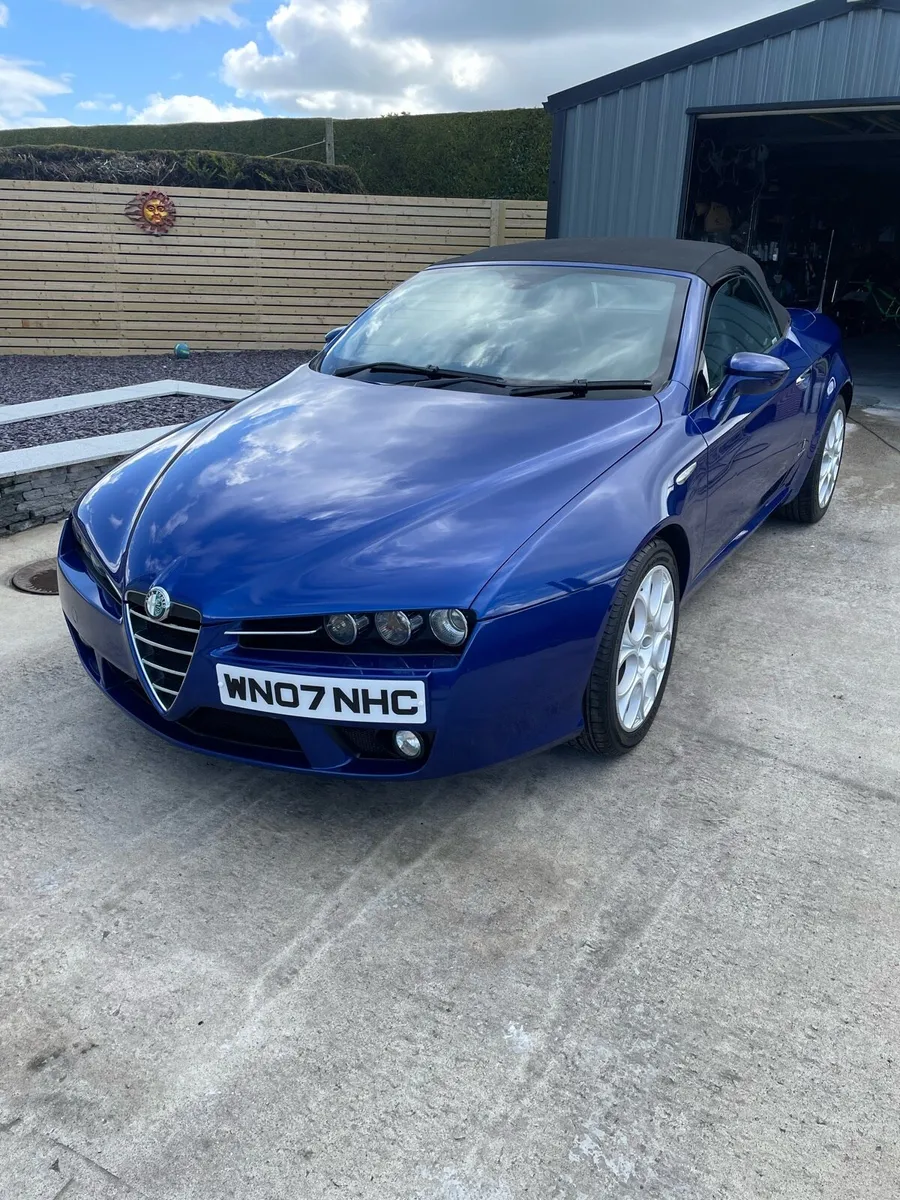 Alfa Romeo Spider - Image 2
