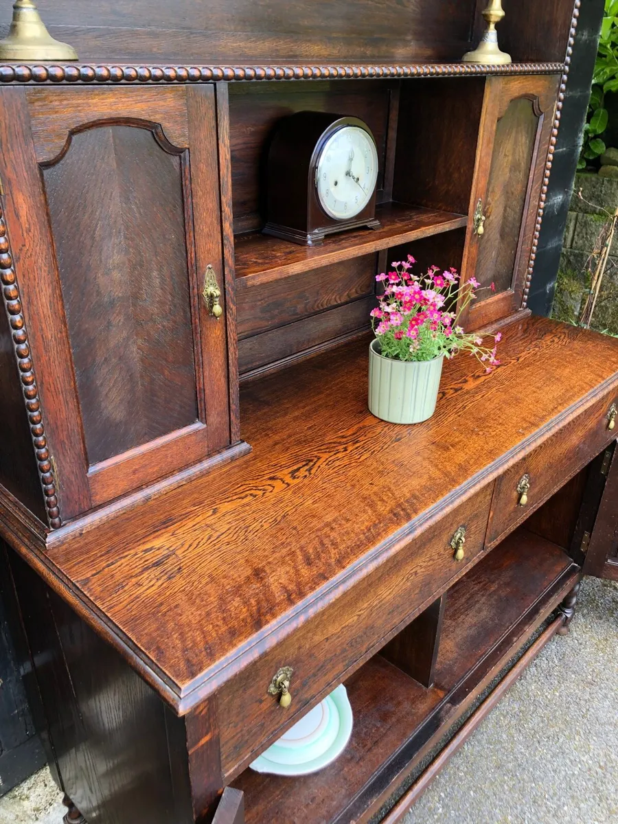 Antique Welsh dresser - Image 3
