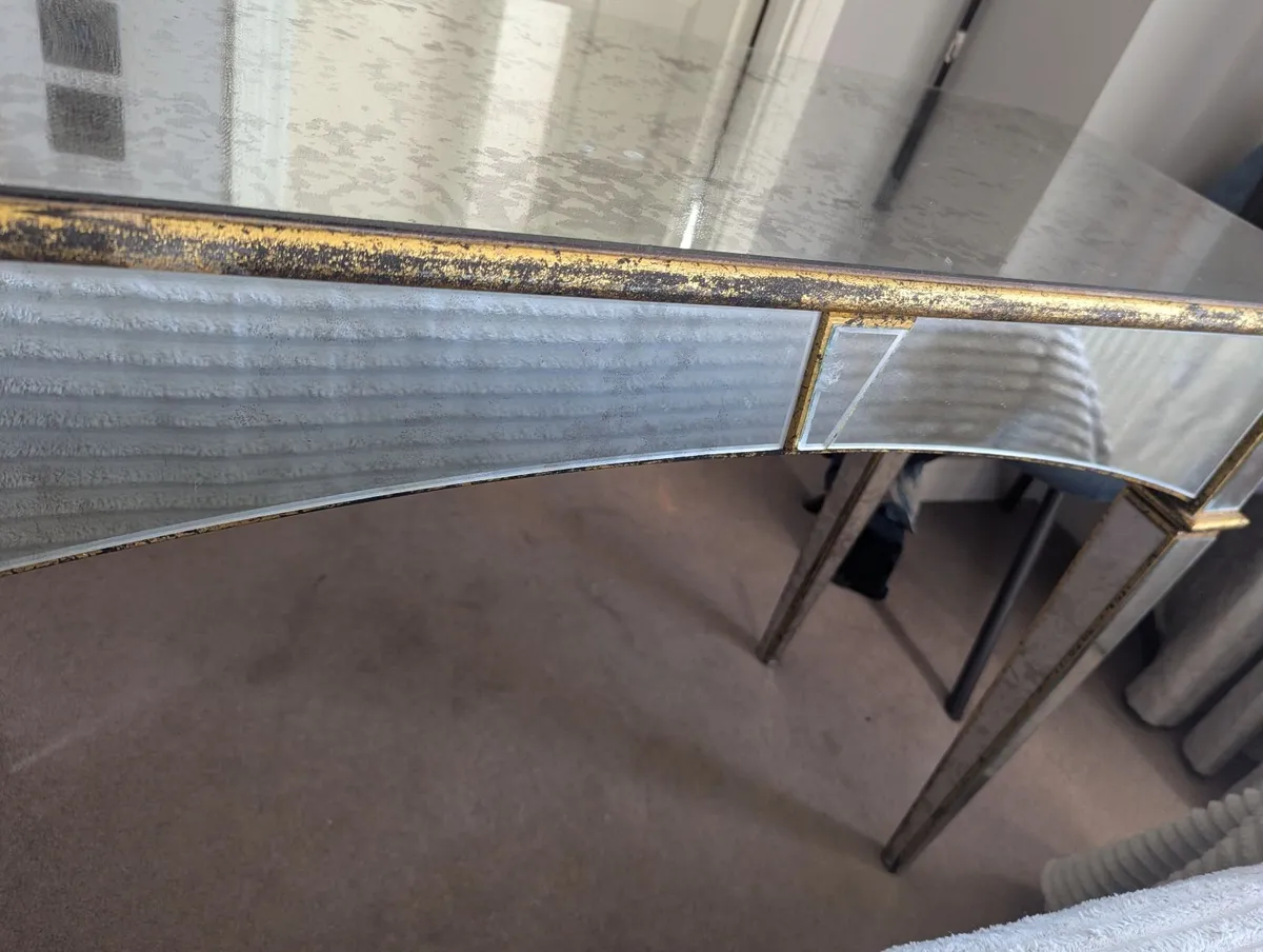 Hall table - Image 2