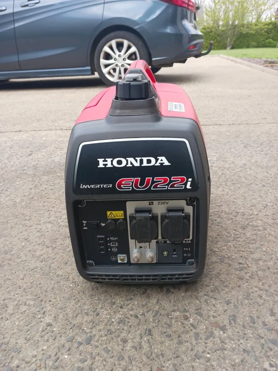 Honda EU22i Inverter Generator – Like New - Image 4