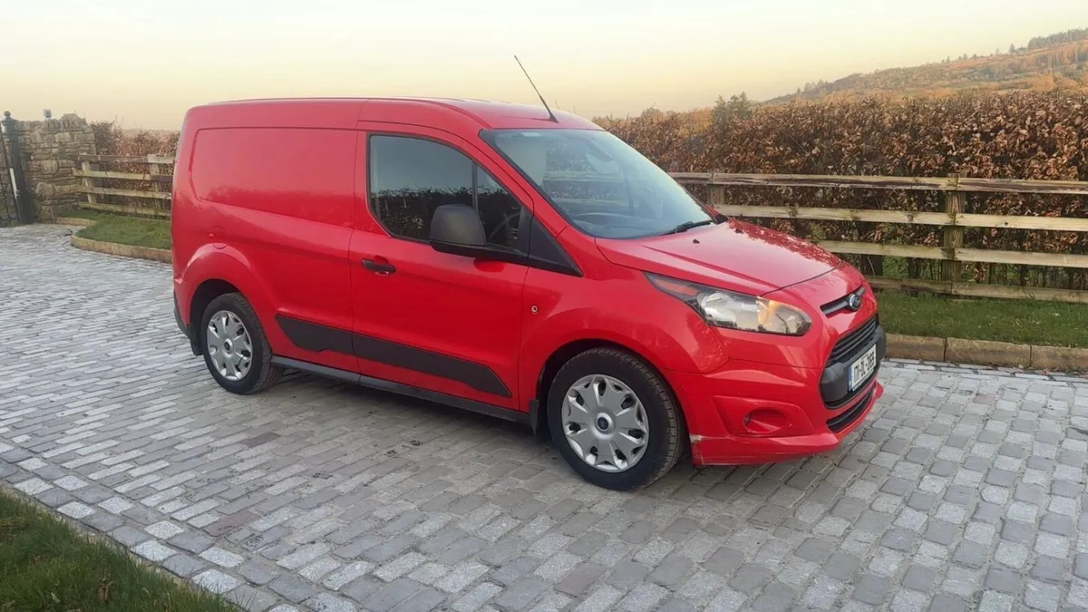 2017 ford transit connect - Image 2